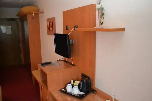 Zum Rosengarten 2* Дармштадт