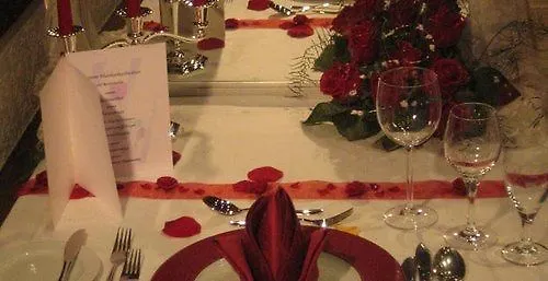 Zum Rosengarten 2* Дармштадт