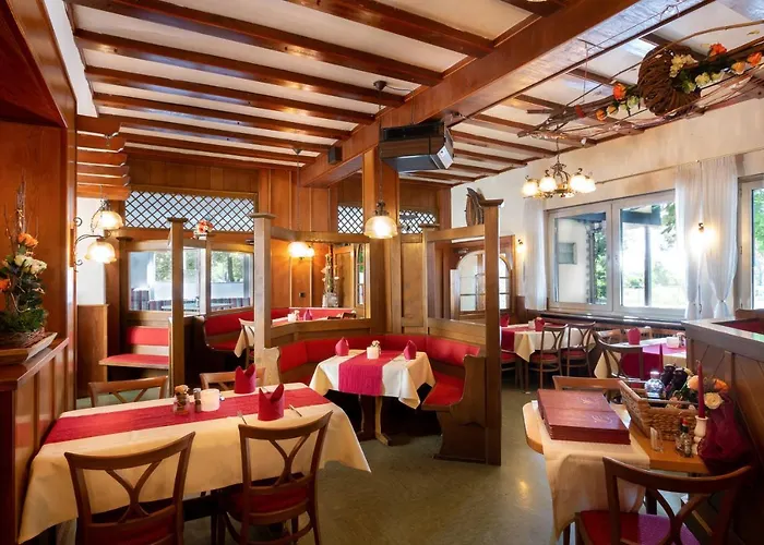 Zum Rosengarten Отель Дармштадт